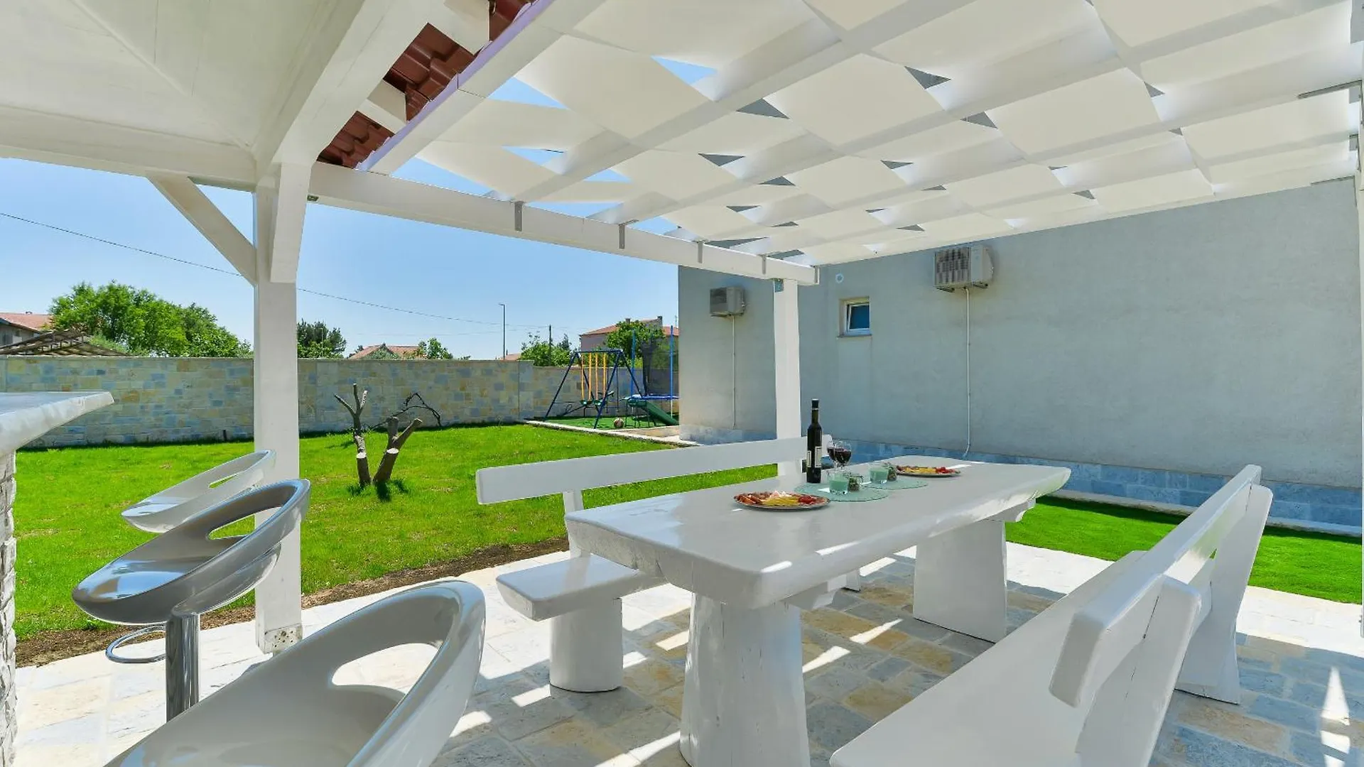 Villa Sara 4* Benkovac Croatia