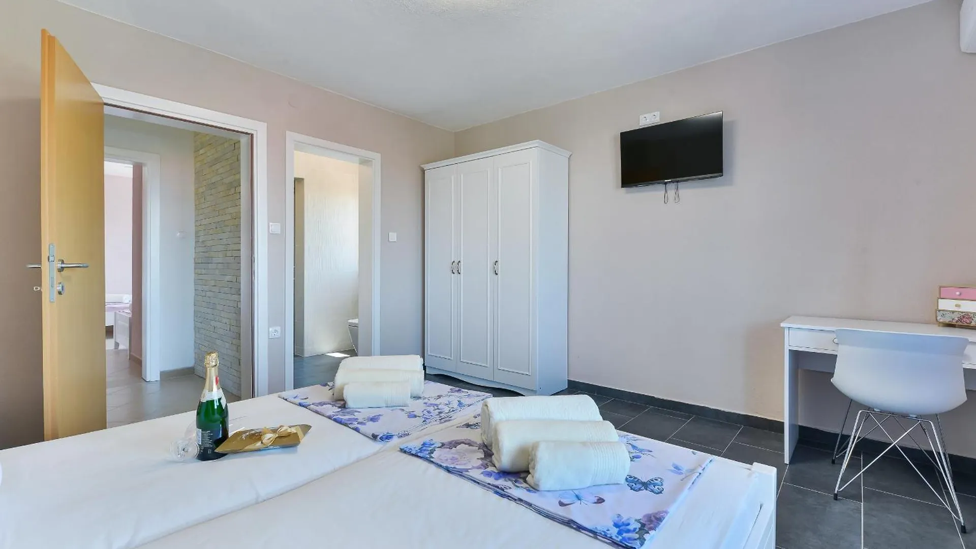 Villa Sara 4* Benkovac